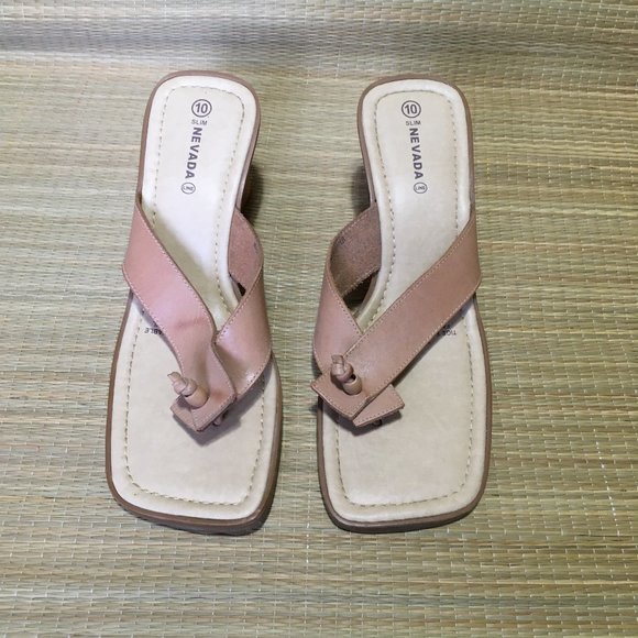 Vintage 90s Leather Thong Wedge Sandal - Sand Colour - Size 10 - Picture 2 of 13